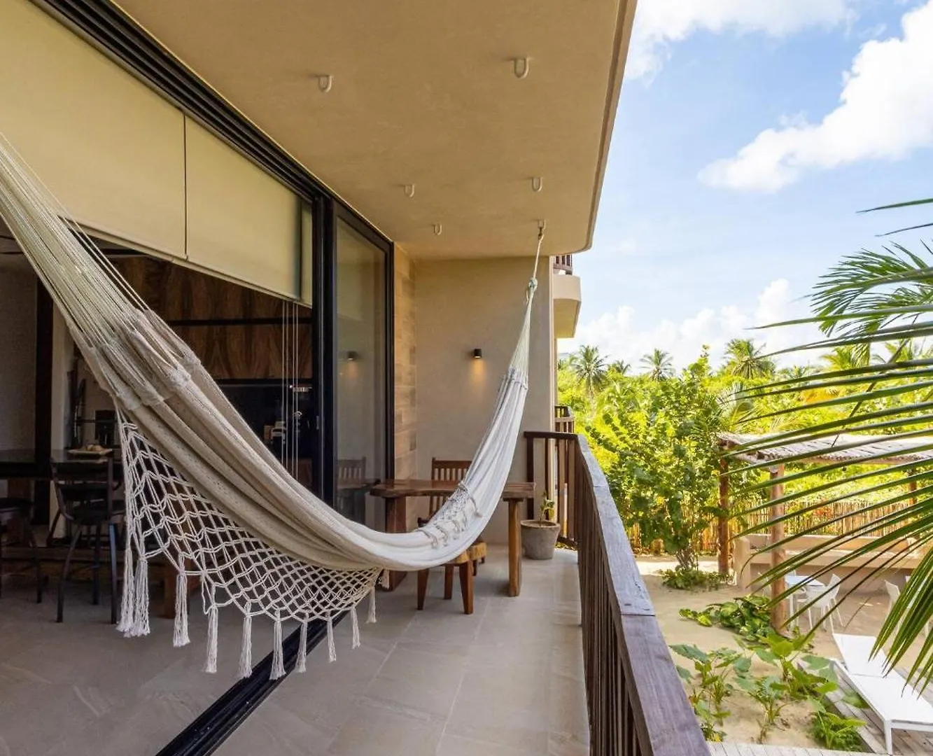 Amazing Pool View Loft Steps Away From The Beach -B102 Hotel Ilha Holbox